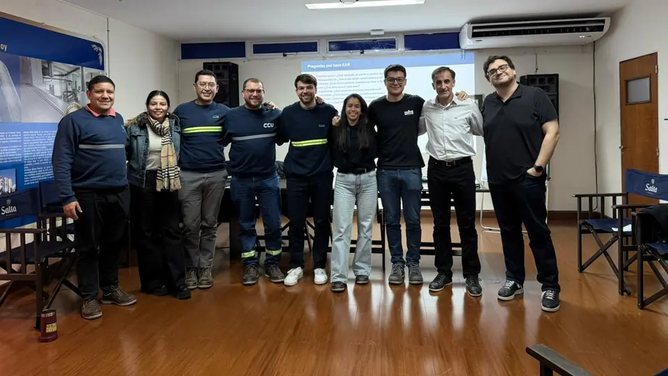 Equipo participante de un taller de Next Self Consultores